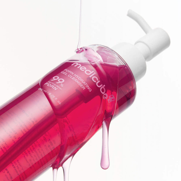 medicube-PDRN-Hydrating-Gel-Cleanser_