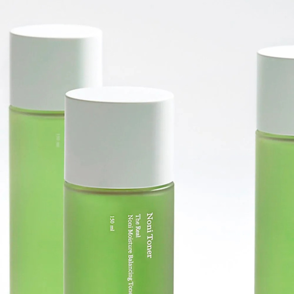 Восстанавливающий тонер на основе нони Celimax Noni Moisture Balancing Toner 150мл