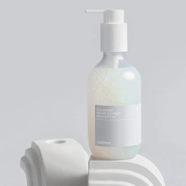 Гель-пенка для умывания с комплексом церамидов Celimax Dual Barrier Mild Gel Cleanser 200мл