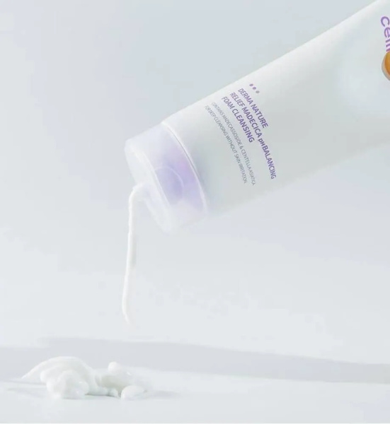 Нежная пенка для умывания Celimax RELIEF MADECICA pH BALANCING FOAM CLEANSING 150мл