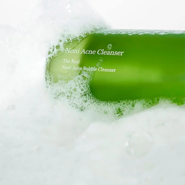 Мягкая очищающая пенка на основе нони Celimax The Real Noni Acne Bubble Cleanser 150мл
