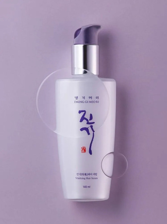 Восстанавливающая сыворотка для волос с протеинами шелка Daeng Gi Meo Ri Vitalizing Hair Serum 140мл